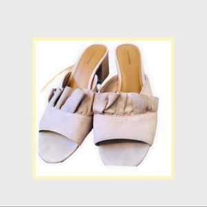 14th & Union Blush colored slide on heels